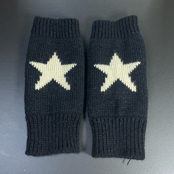 Cute Y2K Star Hand Warmers for Kids or Teens - Picture 1 of 6